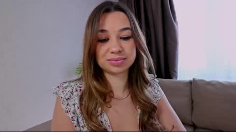 Snapshot of divetagrace chatting on February 23, 5:34 am Tia online show from February 23, 5:34 am