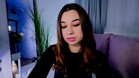 Snapshot of divetagrace chatting on September 17, 8:43 pm Tia online show from September 17, 8:43 pm