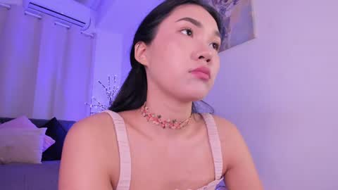 AKITA MEW MEW Follow  online show from July 13, 6:05 am