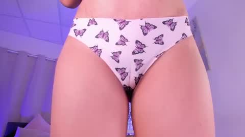 AKITA MEW MEW Follow  online show from July 25, 5:16 am