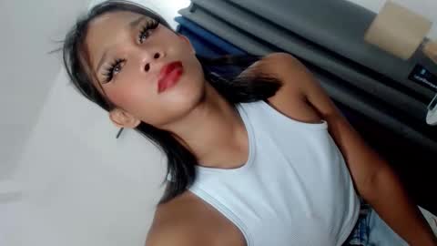 Snapshot of divine_sawanta chatting on September 14, 2:27 pm SAWANTA online show from September 14, 2:27 pm
