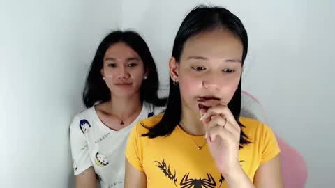 Crystal mae online show from May 1, 9:03 am