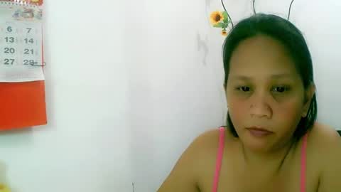 Snapshot of divinegrace10 chatting on December 4, 3:10 pm Divine Grace Close To Your Hear online show from December 4, 3:10 pm