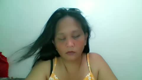 Snapshot of divinegrace10 chatting on January 13, 3:23 am Divine Grace Close To Your Hear online show from January 13, 3:23 am