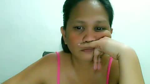 Snapshot of divinegrace10 chatting on February 16, 1:05 pm Divine Grace Close To Your Hear online show from February 16, 1:05 pm