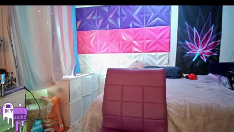Snapshot of divynejade chatting on December 27, 6:20 pm Jade Divyne online show from December 27, 6:20 pm