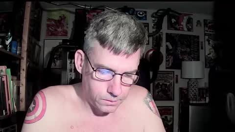 dix_handley_50 online show from September 29, 12:27 am