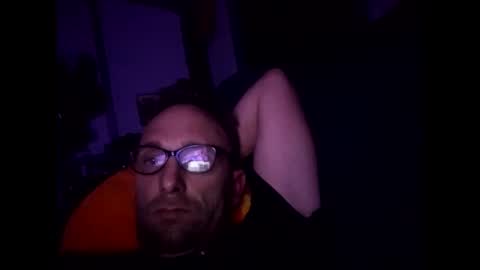 dix_yadown online show from May 8, 11:04 am