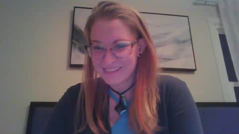 Snapshot of dixie_comanche chatting on December 14, 8:13 am dixie_comanche online show from December 14, 8:13 am