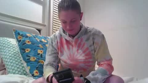 Snapshot of dixie_comanche chatting on January 5, 7:28 am dixie_comanche online show from January 5, 7:28 am