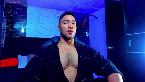 Dixon online show from February 1, 9:24 pm