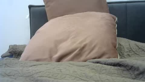 Snapshot of dixsonnnnn chatting on December 14, 10:02 am dixsonnnnn online show from December 14, 10:02 am