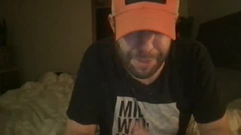 Snapshot of dj_chaterbate chatting on December 16, 8:52 am DJ Chaterbate online show from December 16, 8:52 am