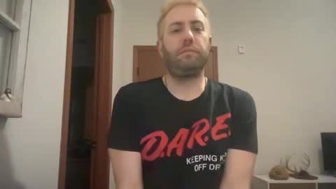 Snapshot of dj_chaterbate chatting on February 2, 7:07 am DJ Chaterbate online show from February 2, 7:07 am