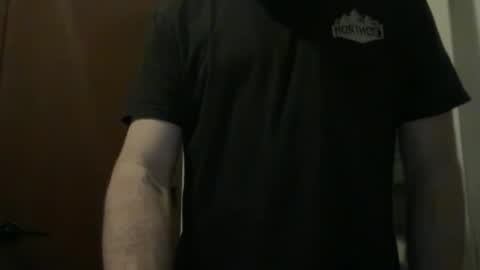 Snapshot of dj_chaterbate chatting on February 16, 1:57 am DJ Chaterbate online show from February 16, 1:57 am