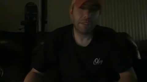 Snapshot of dj_chaterbate chatting on March 3, 7:25 am DJ Chaterbate online show from March 3, 7:25 am