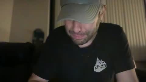 Snapshot of dj_chaterbate chatting on March 8, 2:04 am DJ Chaterbate online show from March 8, 2:04 am