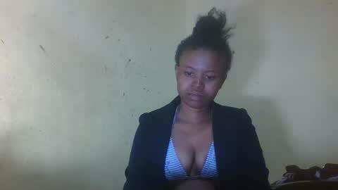 djami534591 online show from November 25, 9:31 am