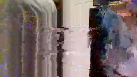 Snapshot of djbigfish24 chatting on September 18, 4:03 am djbigfish24 online show from September 18, 4:03 am