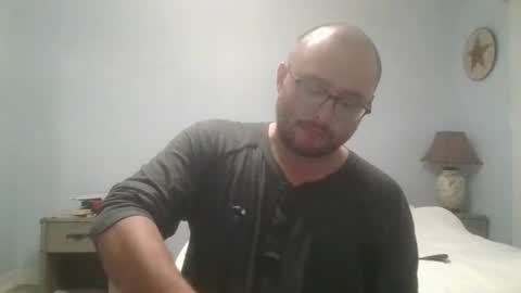 Snapshot of djmixxx89420 chatting on January 1, 4:18 am djmixxx89420 online show from January 1, 4:18 am