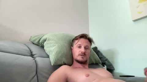 djo68686666 online show from June 18, 3:38 pm