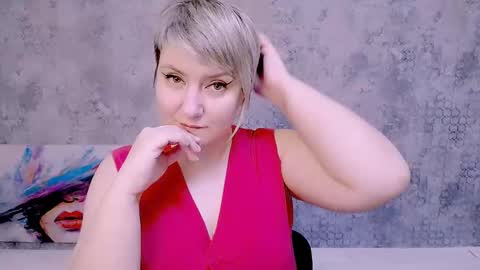 djullia online show from February 10, 3:21 pm