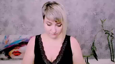 djullia online show from July 20, 5:55 am