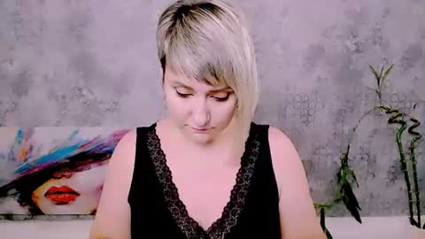 djullia online show from July 20, 10:39 am