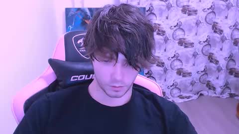 Snapshot of dmitryromanov chatting on November 21, 4:44 am Dead A online show from November 21, 4:44 am