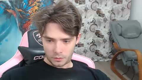 Snapshot of dmitryromanov chatting on January 9, 2:36 am Dead A online show from January 9, 2:36 am