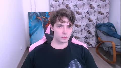 Snapshot of dmitryromanov chatting on January 18, 4:44 pm Dead A online show from January 18, 4:44 pm