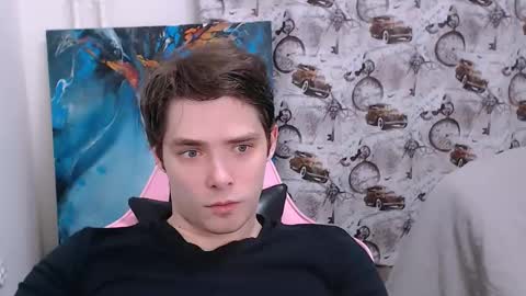 Snapshot of dmitryromanov chatting on February 6, 2:49 am Dead A online show from February 6, 2:49 am