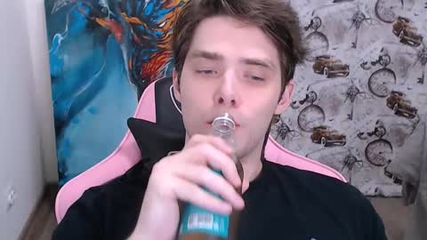 Snapshot of dmitryromanov chatting on February 8, 3:32 am Dead A online show from February 8, 3:32 am