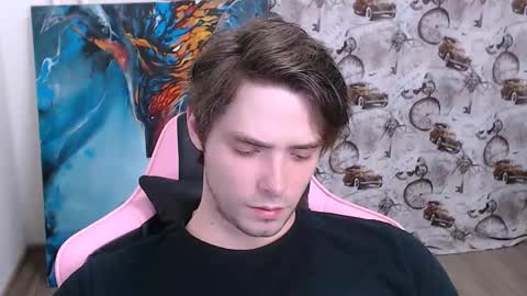 Snapshot of dmitryromanov chatting on February 17, 5:19 pm Dead A online show from February 17, 5:19 pm