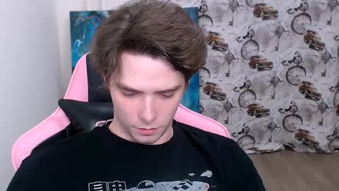 Snapshot of dmitryromanov chatting on February 28, 8:43 pm Dead A online show from February 28, 8:43 pm