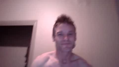 Snapshot of dngl264699 chatting on December 20, 11:17 am ImperviousAnchored online show from December 20, 11:17 am