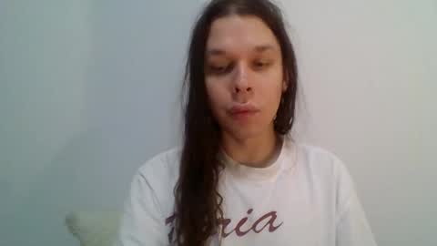 Snapshot of dobb582726 chatting on December 18, 9:43 pm dobb582726 online show from December 18, 9:43 pm