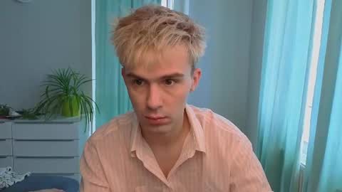Robert online show from June 13, 8:56 am