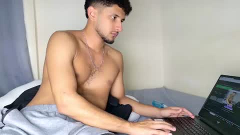 Jm online show from June 13, 7:01 pm