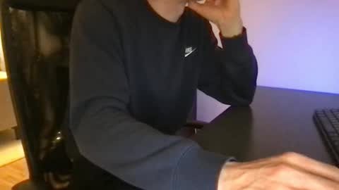 doctor_luv_69 online show from February 26, 3:55 pm