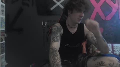 Snapshot of doenits chatting on September 19, 5:57 pm doenits online show from September 19, 5:57 pm