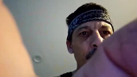 Snapshot of dogbone999081 chatting on November 27, 10:50 am dogbone999081 online show from November 27, 10:50 am