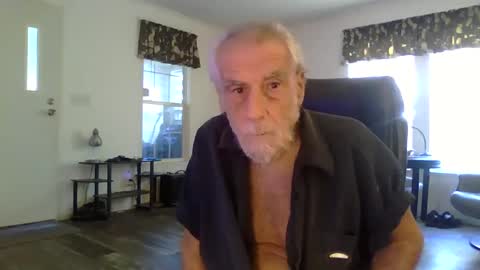 dogluc7 online show from December 5, 7:28 pm