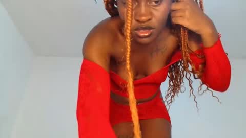 Dolce online show from December 2, 6:58 pm