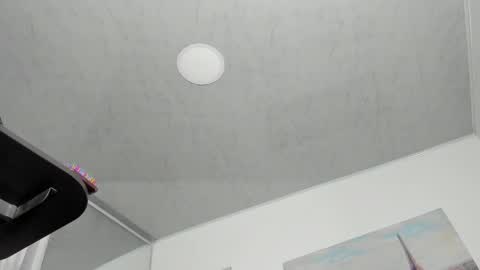 Snapshot of doll10starx chatting on April 15, 2:29 am Ludika Santiago online show from April 15, 2:29 am