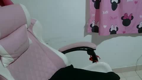 doll78latin online show from February 19, 1:56 am