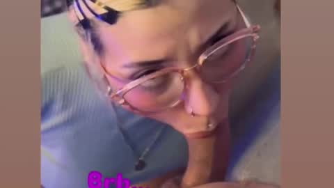 Snapshot of doll_and_sex chatting on November 9, 4:11 am Auro and Santiago online show from November 9, 4:11 am