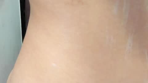 Snapshot of doll_bella_ chatting on January 25, 2:04 am Bella online show from January 25, 2:04 am