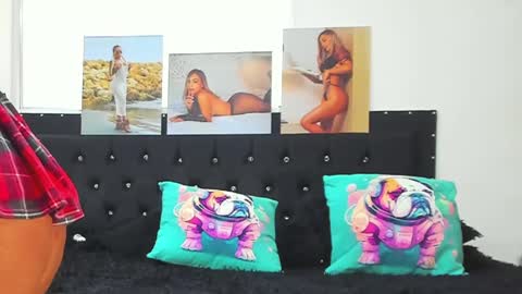 C E L E S T E  online show from January 17, 7:16 pm