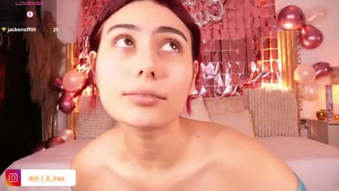 doll_kira_ online show from June 9, 2:50 pm